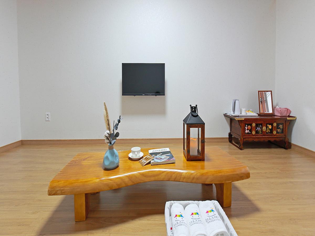 Cheonggong Hanok Stay Кёнджу Экстерьер фото
