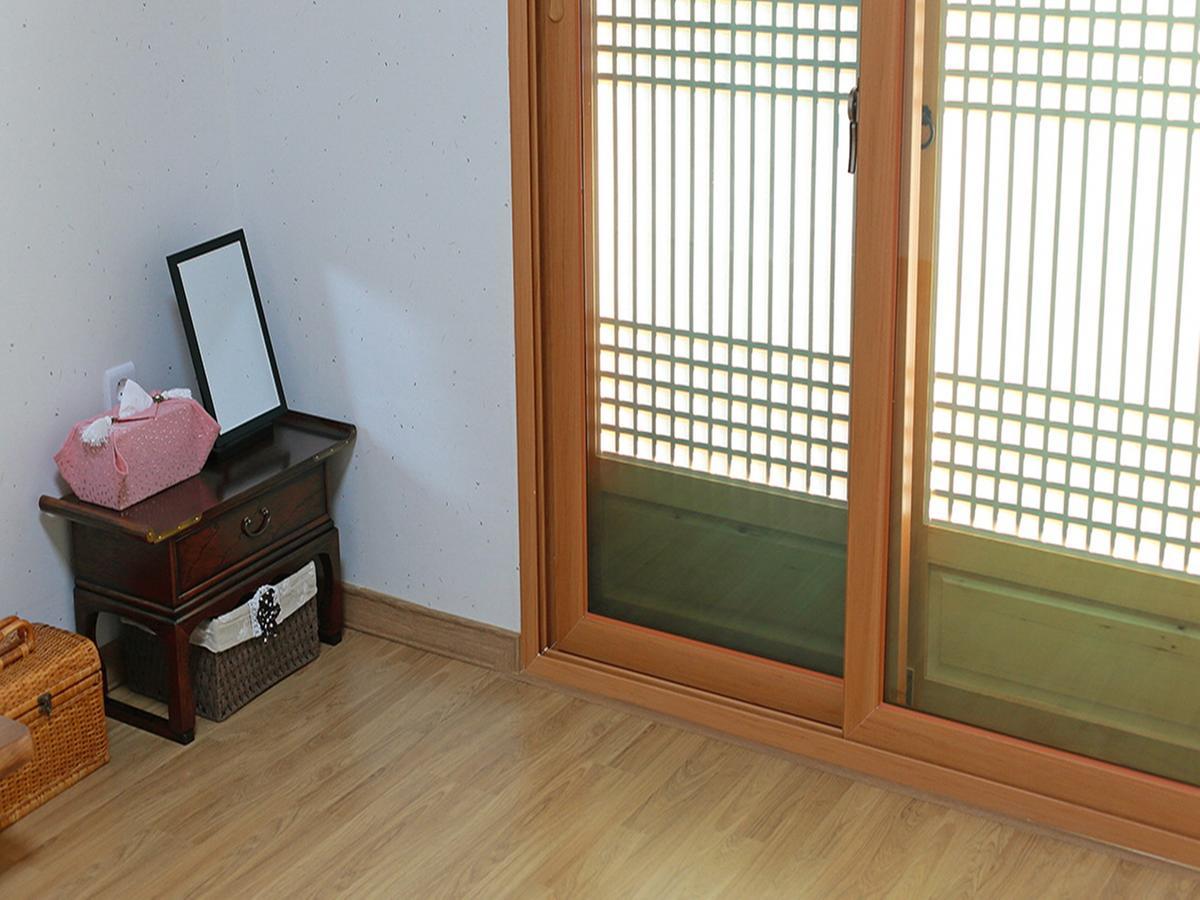 Cheonggong Hanok Stay Кёнджу Экстерьер фото