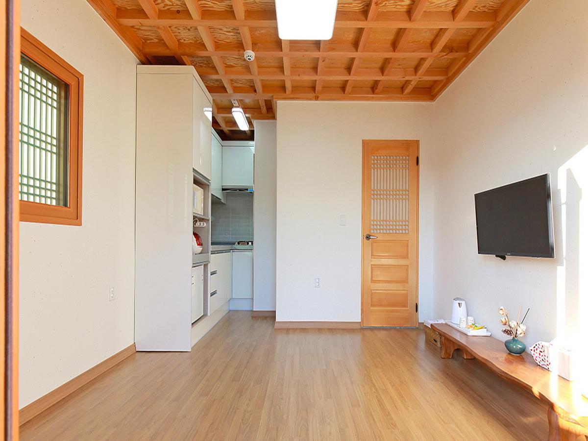 Cheonggong Hanok Stay Кёнджу Экстерьер фото
