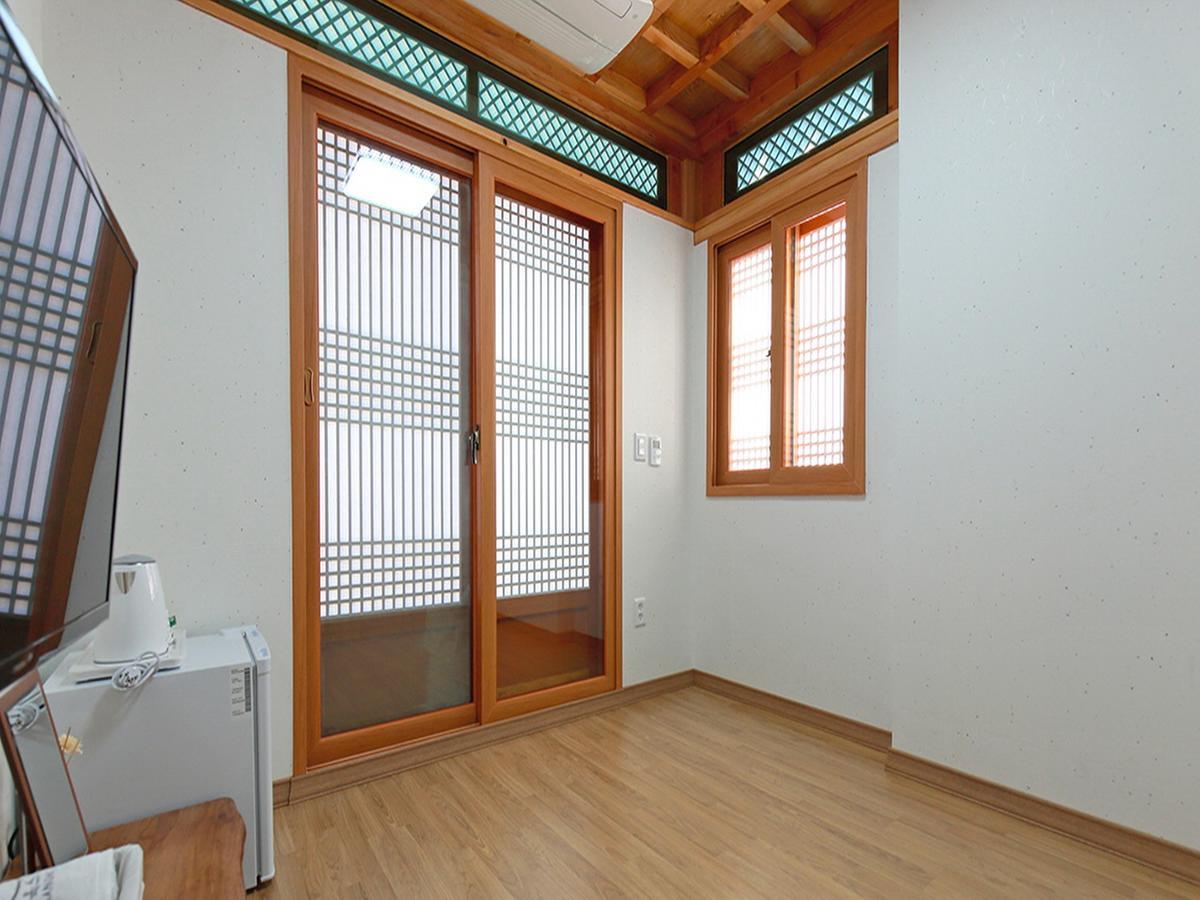 Cheonggong Hanok Stay Кёнджу Экстерьер фото