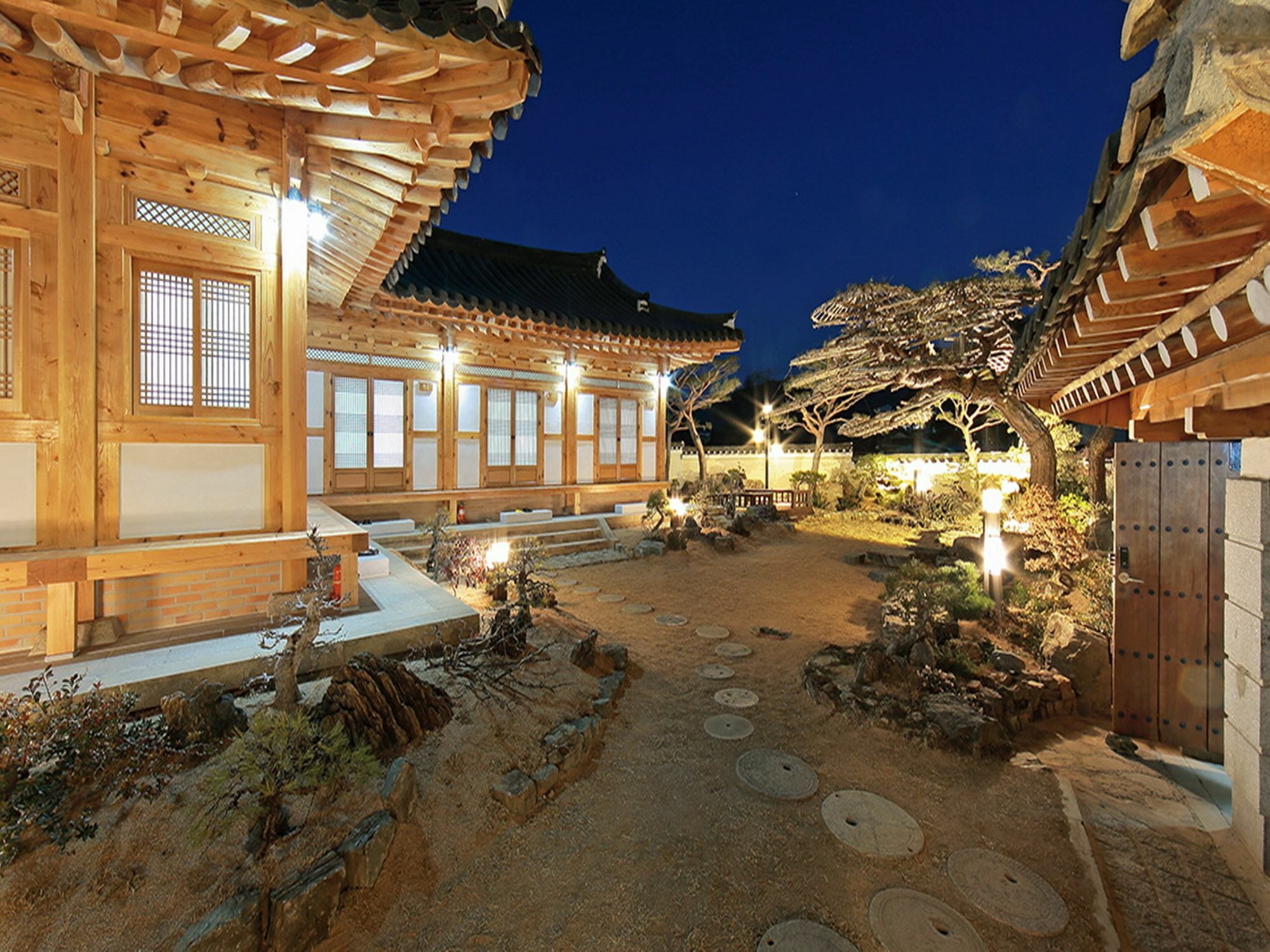 Cheonggong Hanok Stay Кёнджу Экстерьер фото